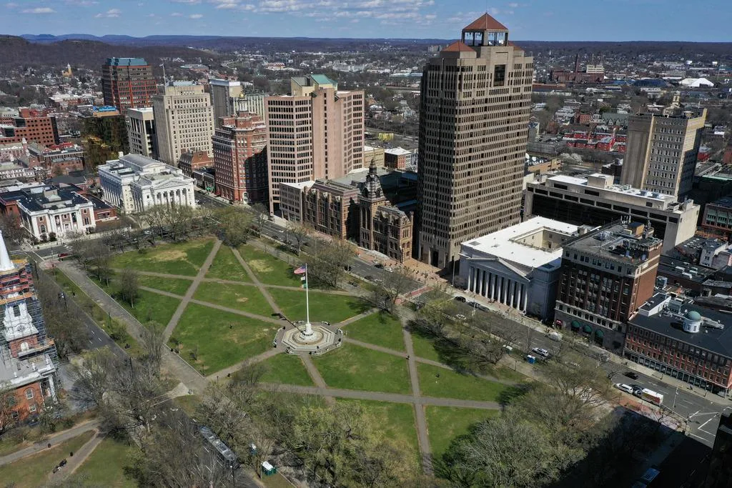 New Haven, CT green and downtown rooftops