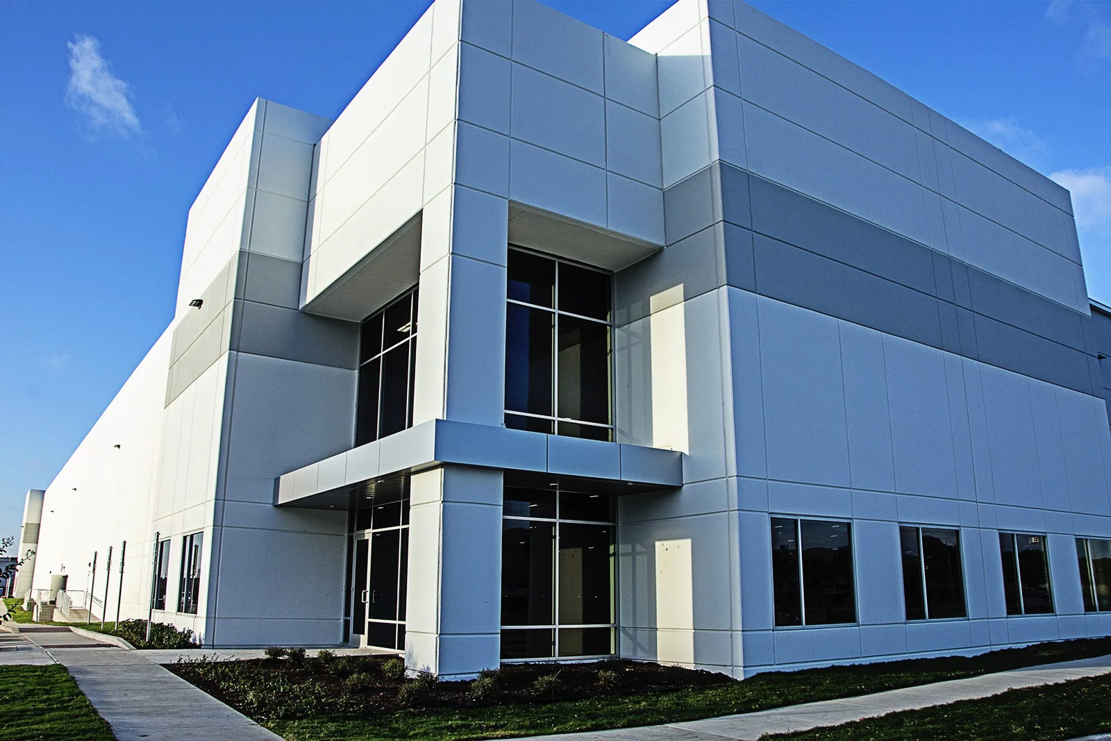 Distribution Center Roofing in New Haven, CT